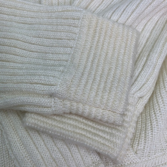 Vintage Cream Wrap Sweater Medium 90s Acrylic Blend Cardigan - Picture 6 of 8